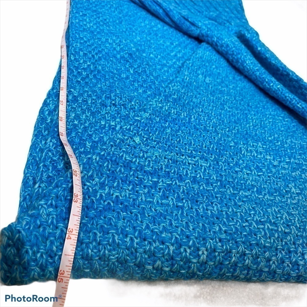 NWOT Knitted Mermaid Tail blanket blue two tone - Picture 7 of 7